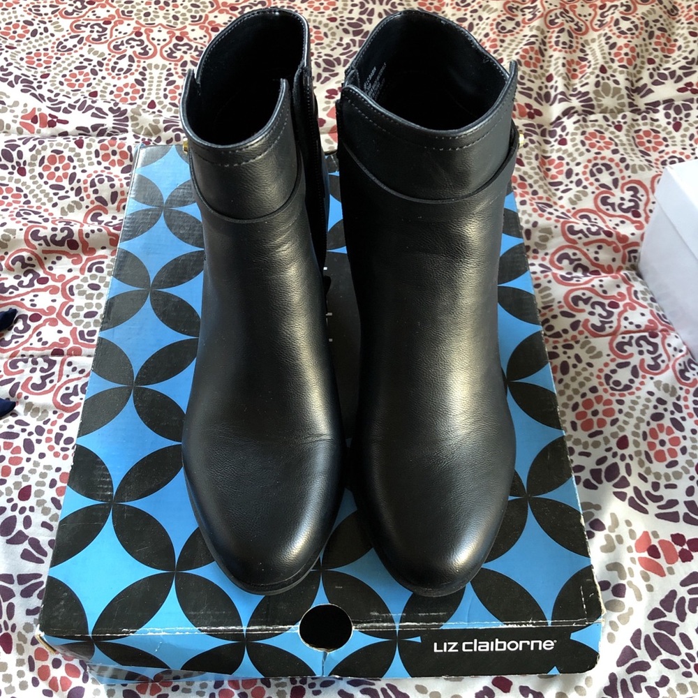 Liz Claiborne Booties